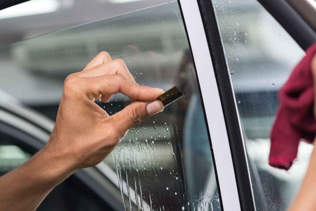 Installer des vitres teintées pour moins de 3€ ? 